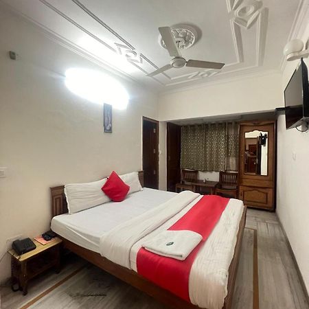 Hotel Majestic Chandīgarh エクステリア 写真
